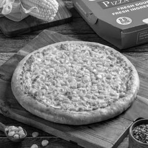 Cheese N Corn Pizza With Cheesy Dip