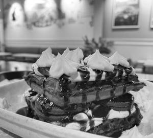 Crunchy Choco Oreo Waffle