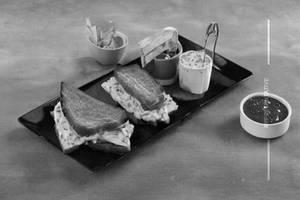 Cheese Chutney Grilled Sandwich