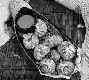 Paneer Kurkure Momos