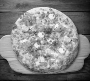 Jain Spicy Paneer Pizza