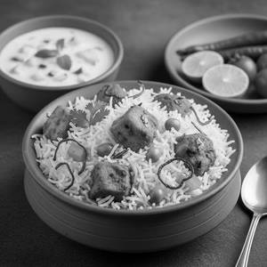 Veg Biryani With Raita