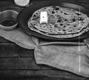 Aloo Matar Paratha