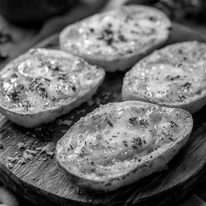 Garlic Bread Slices
