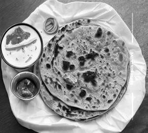 Gobi Pyaz Tandoori Paratha