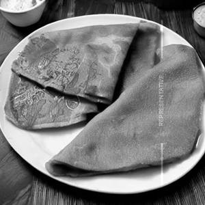 Simple besan chilla