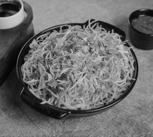 Burnt Garlic Noodles