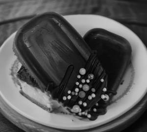 Choco ice cream [2 pieces]
