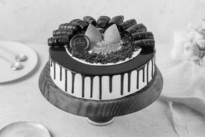 German Black Forest Cake 0.5 Kg