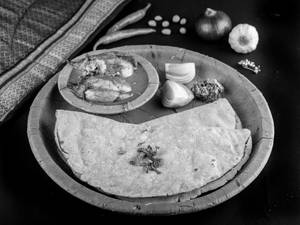 Bhakri Bhaji Thecha