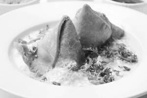 Dahi Samosa
