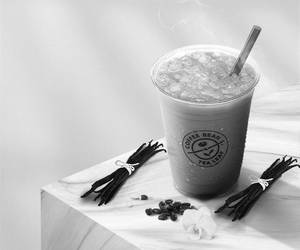 Iced Vanilla Latte