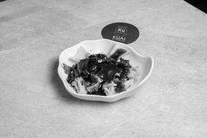 Sauteed Chinese Greens With Black Mushroom