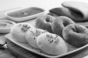 Idli Vada (2Pcs)