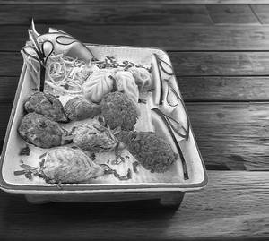 Plater Momo