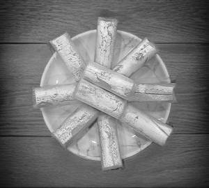 Kaju Pista Roll