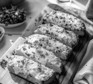 Garlic cheese bread toast
