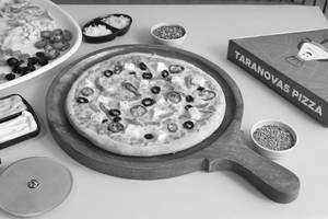 Smoked Paneer Makhanwala Pizza
