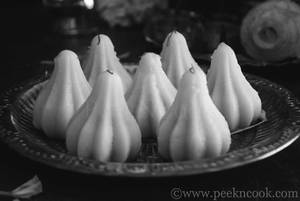 Mava modak