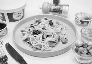 Veg Spaghetti - Creamy White