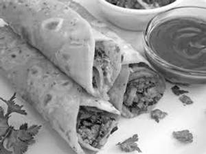 Chicken Role (2 Pcs)