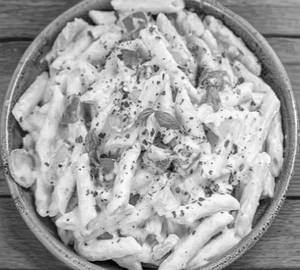 Cream sauce pasta (white)