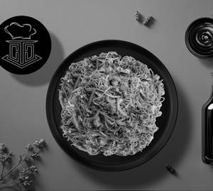 Soyachunk Chowmein (With Imli & Chilli Sauce Pouch), Quan - 1 Big(750 ml) Sized Almnm Cntnr.