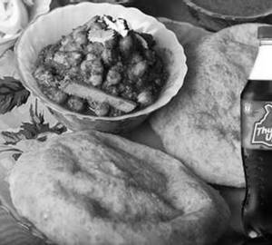 Chole Bhature + Cold Drinks 