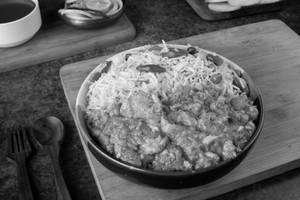 Chicken Bharta With Veg Pulao And Salad Bowl
