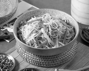Veg Hakka Noodles