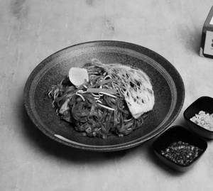 Phad Thai Chicken