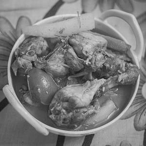 Patla Chicken Jhol With Aloo