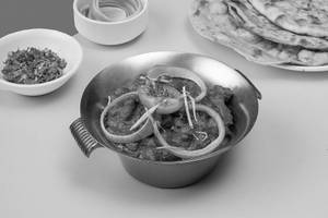 Amritsari Cholle