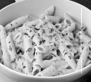 White sauce pasta