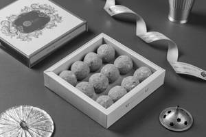 Besan Laddu