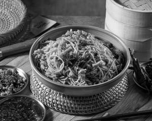 Chicken Schezwan Noodles