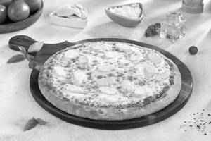 La Chicken Sausage Pizza