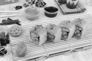 Spicy Cucumber Crunch Roll