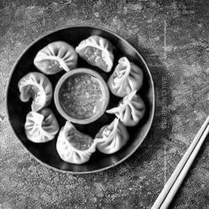Pan fried momo pork