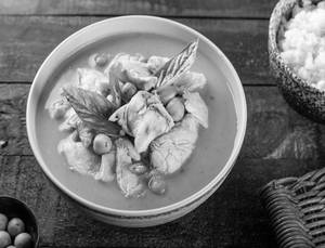 Thai Red Curry Chicken (Serves 1-2)