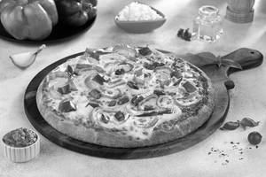 Veggie Treat Pizza.