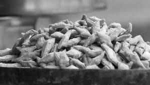 Matar Namak Pare Khasta [1 Kg]