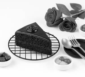 Dark Chocolate Pastry [Serves 1]