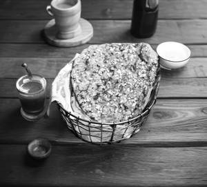 Garlic Parantha