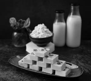 Pista Mawa Barfi