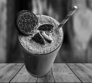 Oreo Milk Shake
