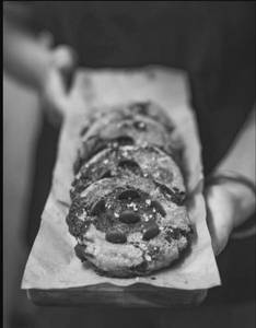 Dark Chocolate Chip Sea Salt Cookie