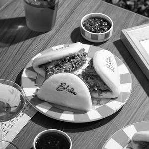 Blabber Fried Chicken Bao