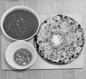 Amritsari Aloo Kulcha(2pc) With Chole
