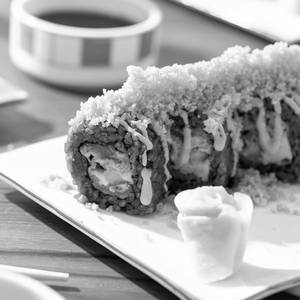 Crispy Chilli Tempura Sushi